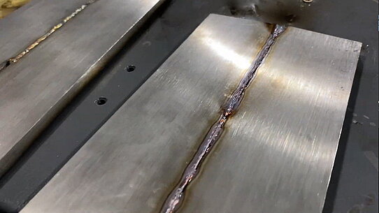 Welding effect of 8mm stainless steel (front)