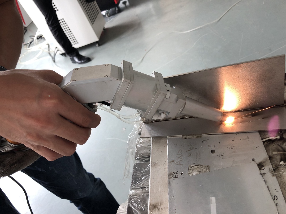 YAG laser is going to be Eliminated by fiber laser