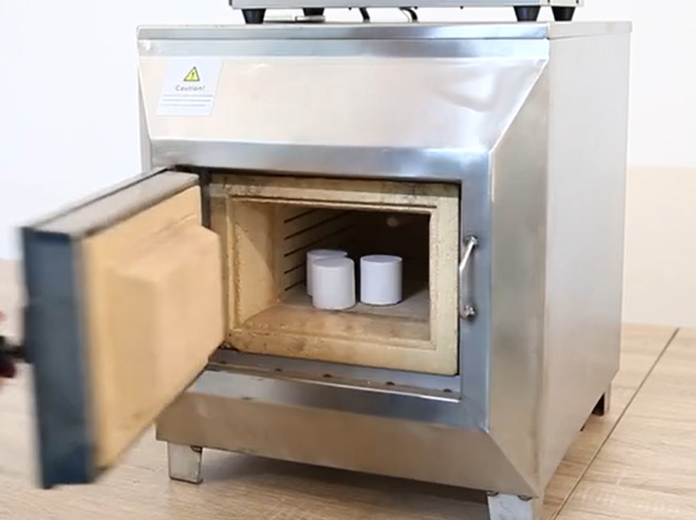 Oven