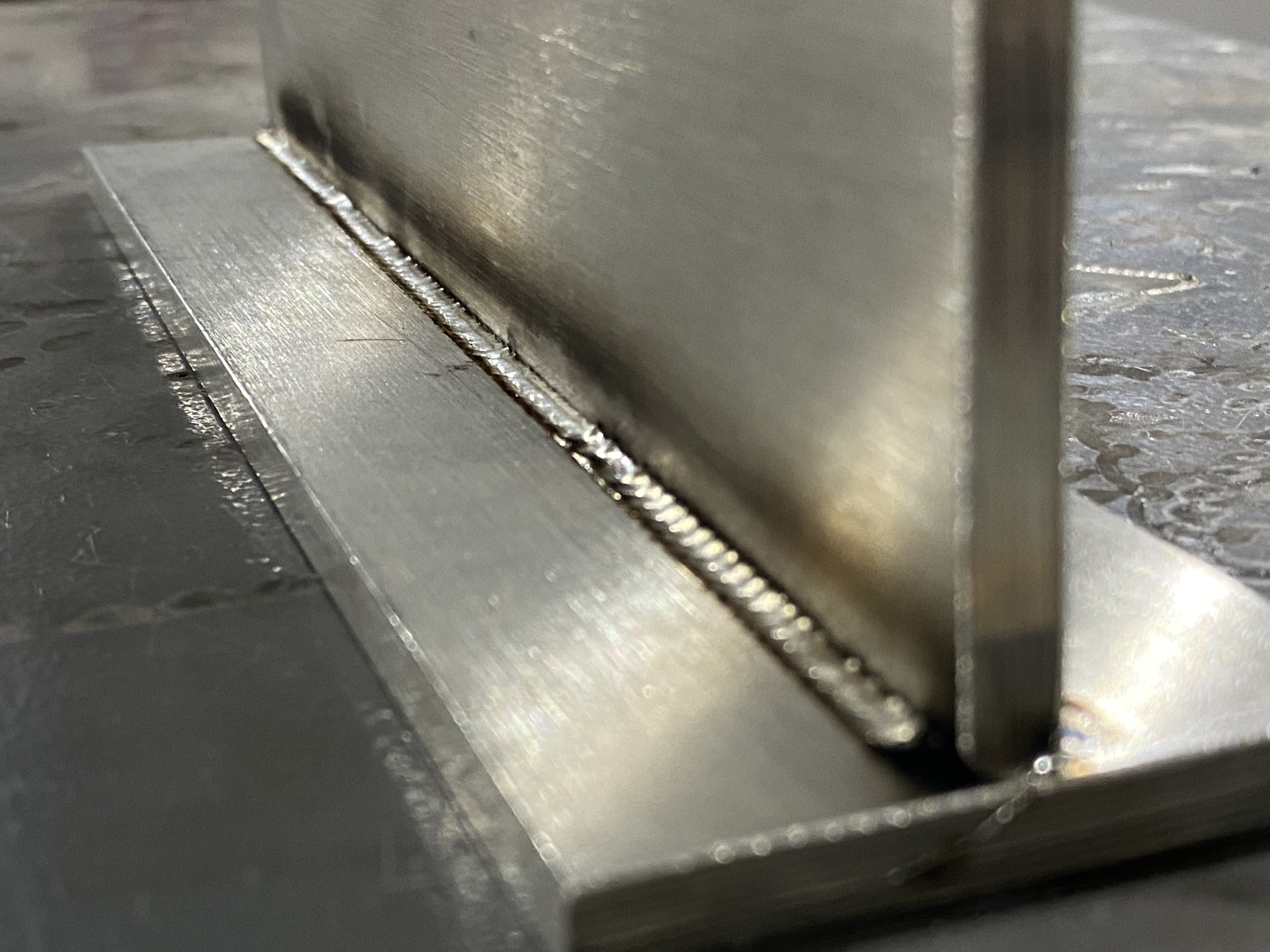 10mm carbon steel laser welding